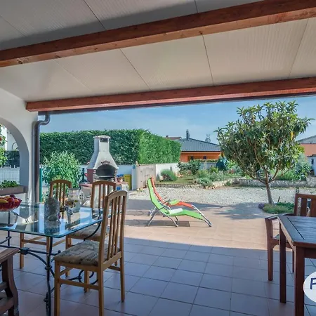 Appartamento House Lea