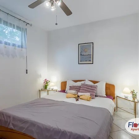 Апартаменты Romantic Flower