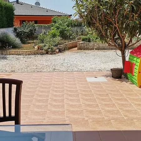 Appartamento House Lea *