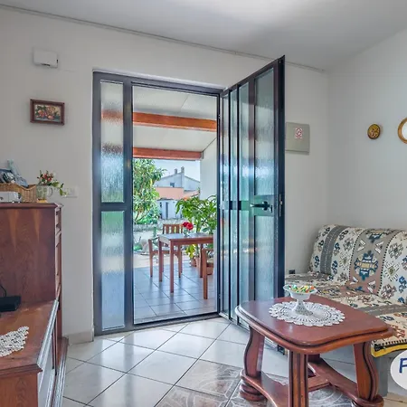 Appartamento House Lea *